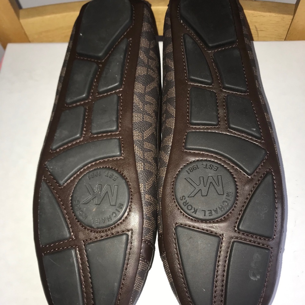 Michael kors shoes - Picture 3 of 8